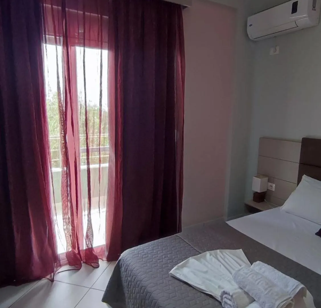 Hotel Olivio, דרמי