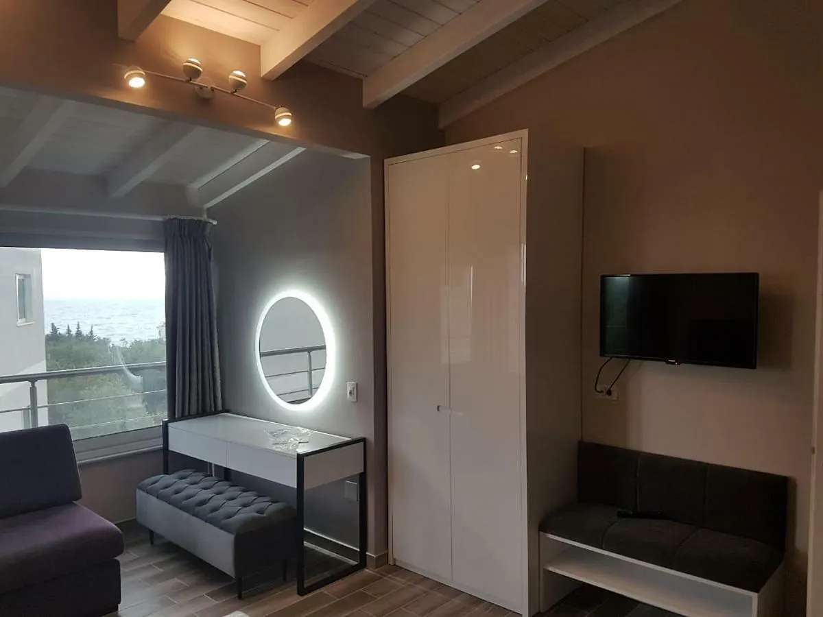 Hotel Olivio, דרמי